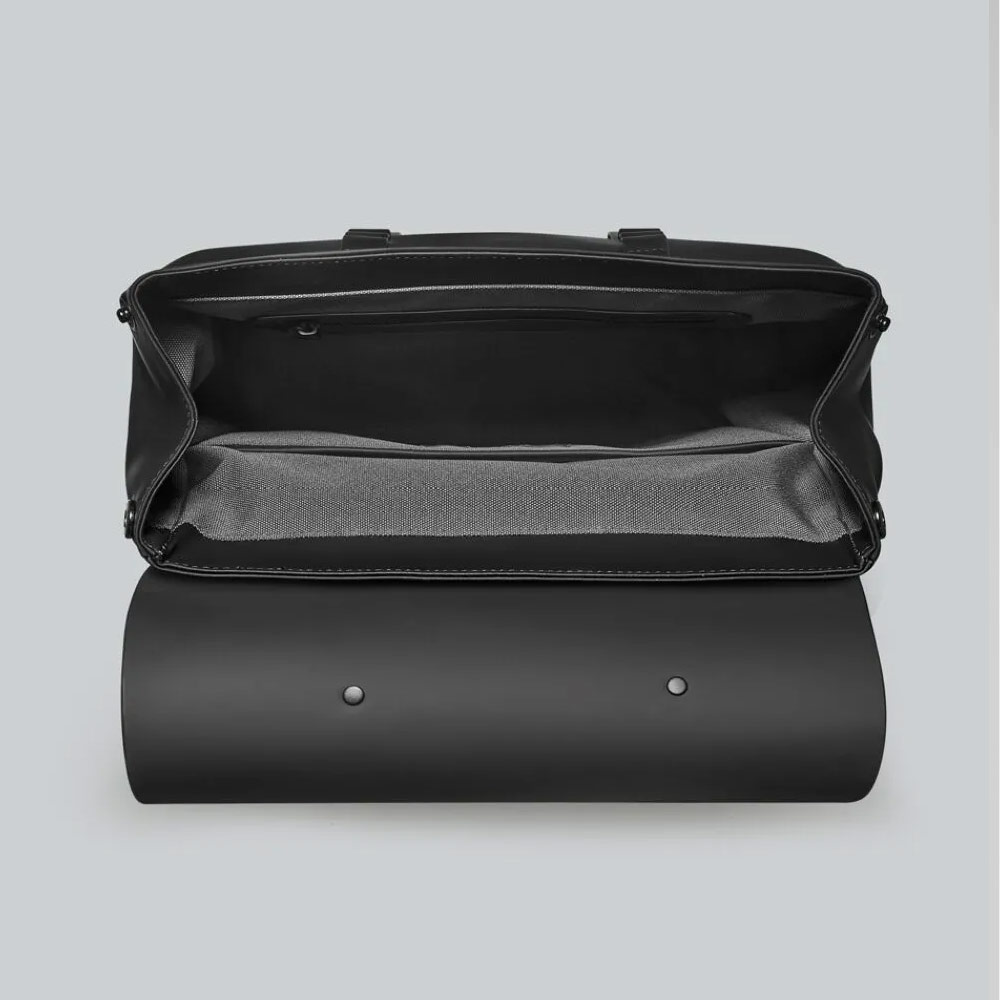 Picture of Apple Macbook Air 13 M2 2022  | Gaston Luga SPLÄSH 2.0 13" Premium Waterproof Eco Material Backpack (Olive)