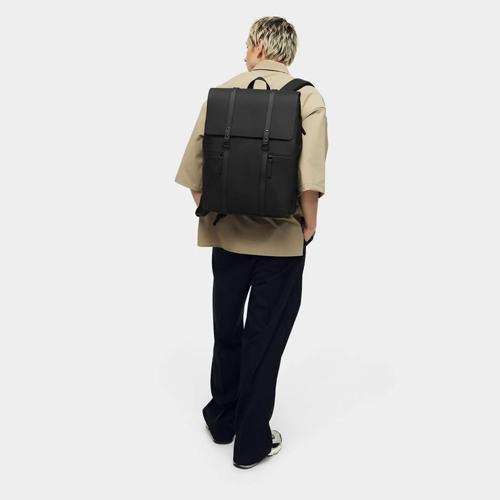 Picture of Apple MacBook Pro 16\" 2019  | Gaston Luga SPLÄSH 2.0 16" Premium Waterproof Eco Material Backpack 20L (Black)