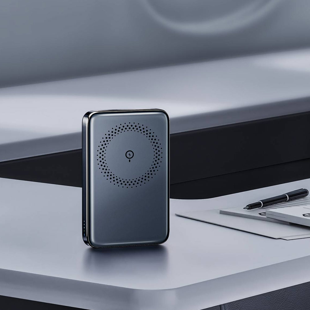 Picture of Innostyle PowerMag Slim Magnetic Wireless Charging with USB-C input output Fast Charge PowerBank (Lavender)